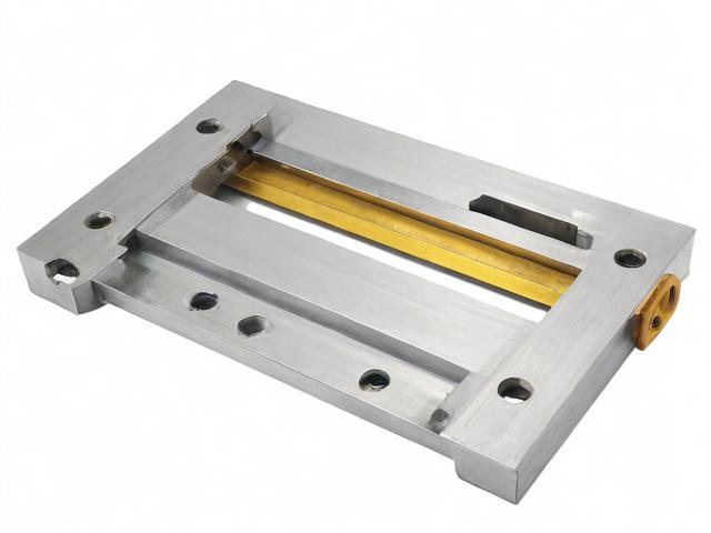 冲压模具旋切结构:（冲压模具旋切工作原理）