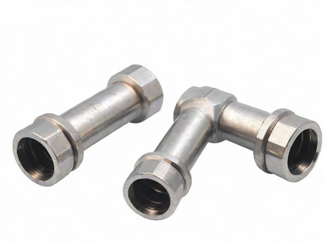 焊接弯头与冲压弯头:（焊接弯头与冲压弯头一样吗）